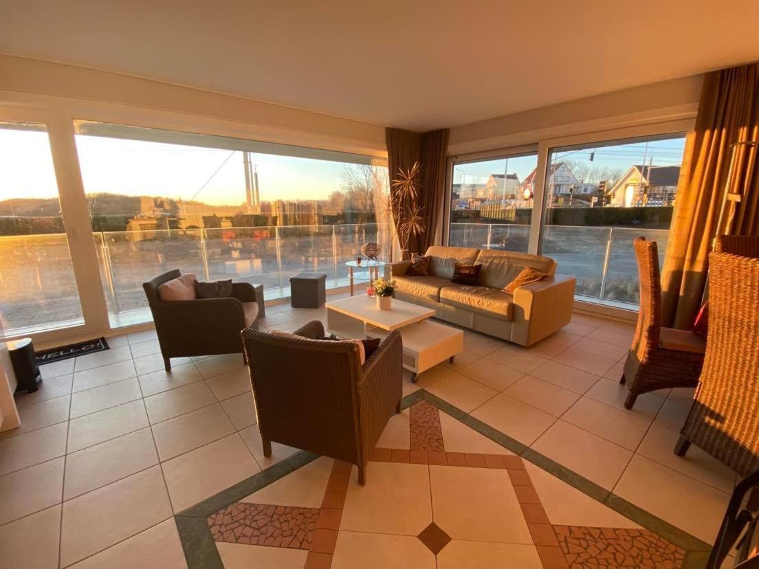 Seadream - Modern, Sunny With Big Terraces & Open View - Very Close To Sea, Beach, Shops, Restaurants & Beach Bars Nieuwpoort Esterno foto