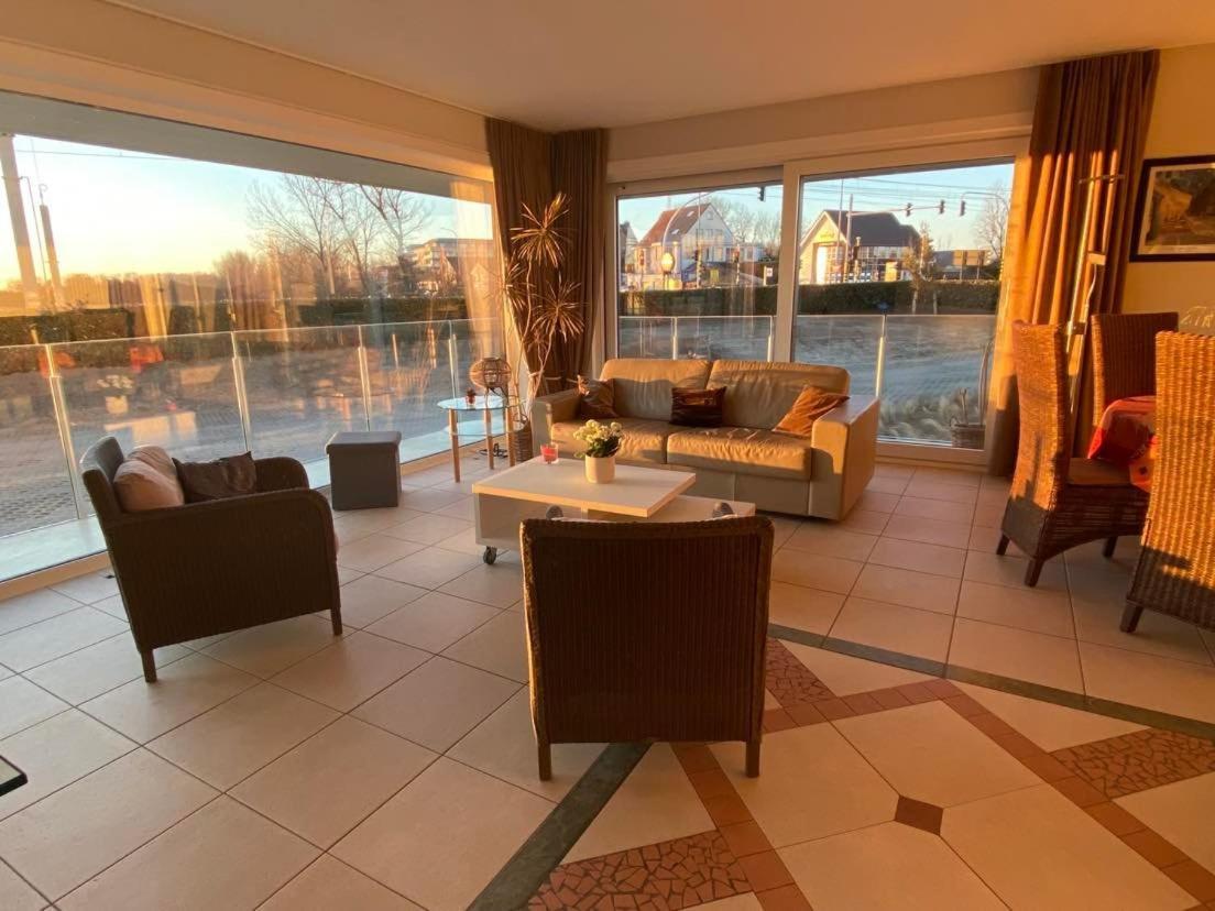 Seadream - Modern, Sunny With Big Terraces & Open View - Very Close To Sea, Beach, Shops, Restaurants & Beach Bars Nieuwpoort Esterno foto